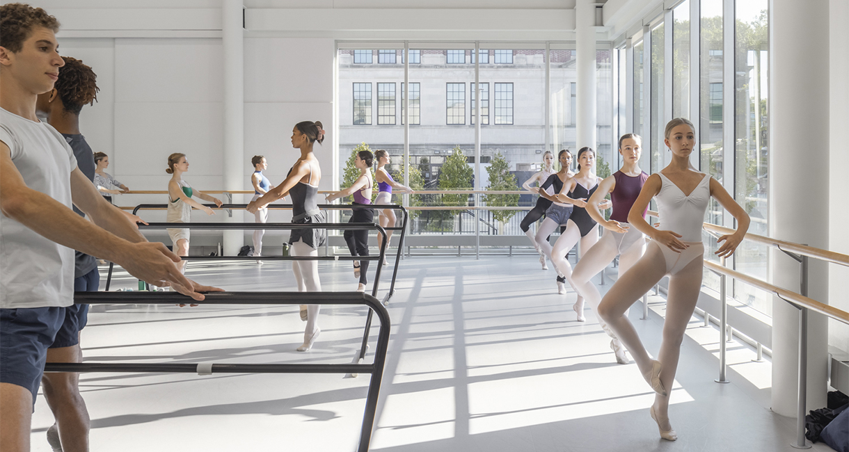 Ballet dancers in studio